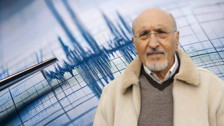 Prof. Dr. Osman Bektaş'tan deprem açıklaması: "Arka arkaya gelen depremler büyük riski tetikledi!"