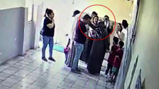 Öğrencileri ayıran öğretmen veliler tarafından darp edildi! Geçen yıl da bir kadın öğretmen bıçaklanmıştı