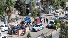 Adliye önünde taşlı sopalı kavga: 8 yaralı, 15 gözaltı