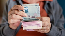 Emekli maaş hesabı değişiyor: Prime göre yeni düzen yolda