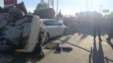 Otomobil akaryakıt istasyonuna daldı: 5'i çocuk 6 yaralı