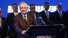 Kadıköy'de tarihi gece! Fenerbahçe'nin yeni başkanı Aziz Yıldırım oldu