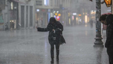 Meteoroloji'den yarın için 15 şehre sağanak uyarısı! 11 Haziran günü gökyüzü kapanıyor