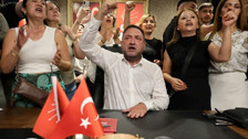 CHP İzmir İl Başkanlığında yumruk yumruğa arbede! "Yakam paçam dağıldı"
