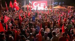 11. gününde de meydanlar kırmızı beyazdı