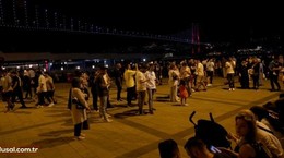 Kısıtlamalar kalktı: Vatandaşlar sokaklarda yaz akşamının tadını çıkardı