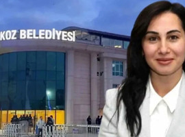 Başkan Vekili ve iki meclis üyesi ayrıldı
