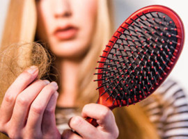 Saçlarınız avuç avuç dökülüyorsa dikkat!