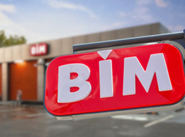 BİM marketlere akıllı ekran ve SIM kartlı araç takip cihazı geliyor