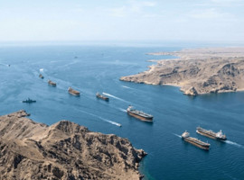 Hürmüz Boğazı'nda 350 tanker geçiş izni bekliyor