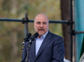 ABD'nin yaptırım kararına İran'dan cevap: "Benzinde o rakamları bile mumla arayacaksınız!"