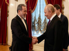 İran Dışişleri Bakanı Erakçi ve Putin Petersburg'da görüştü