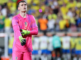Fenerbahçe’ye sürpriz teklif! Dominik Livakovic’e iki talip birden