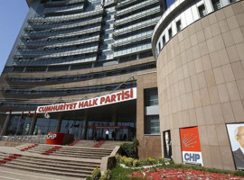CHP'de 3 il başkanı görevden alındı