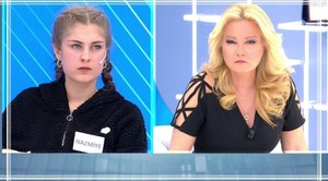 Tüm Türkiye'yi Ekrana Kitleyen Cinayet Davasında Kız Kardeş Kıskançlığı! Nazmiye Ablası Nevrigül'ü Öldürttü Mü?