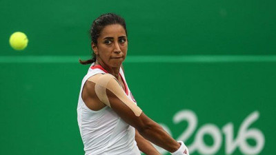 Milli kadın tenisçi Büyükakçay, Rus Makarova'ya yenilerek elendi
