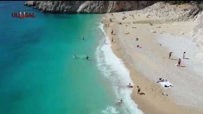 Antalya'da deniz keyfi başladı