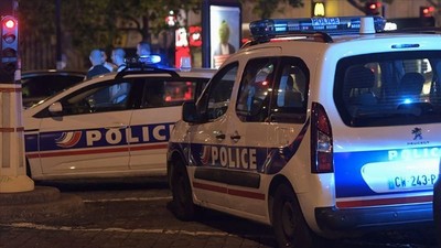 Fransız polisi 'dur' ihtarına uymayan kadını öldürdü