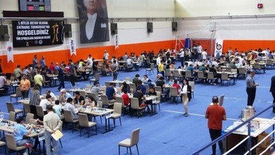 Bitlis'te satranç turnuvası heyecanı: 4 ülkeden 260 yarışmacı yarışıyor