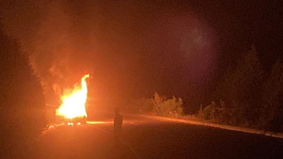 Marmaris'te otomobil seyir halindeyken alev topuna döndü!