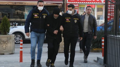 12 yıl boyunca kardeşinin kimliğiyle saklanan firari yakalandı