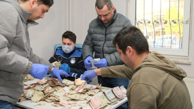 Yakalanan dilencinin üzerinden çıkan para şoke etti