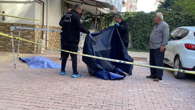 Konya’da balkondan düşen kadın hayatını kaybetti