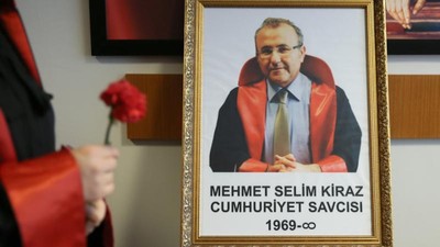 Savcı Mehmet Selim Kiraz'ın şehadetinin 10. yılı: Neler yaşandı? Soruşturma ve dava süreci...