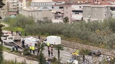 Hasta taşıyan ambulans takla attı