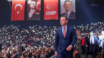 CHP’de dengeler değişiyor mu? Özel, Parti Meclisi’ni yeniden şekillendirmek istiyor