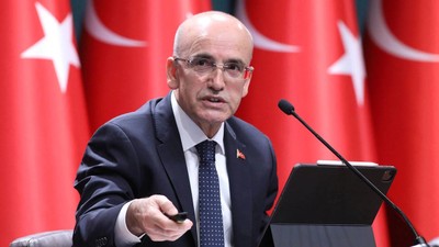 Bakan Şimşek’ten kritik açıklama: Gümrük vergileri Türkiye'yi nasıl etkileyecek?