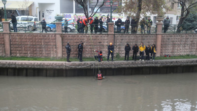 Porsuk Çayı'nda şok olay: Erkek cesedi bulundu