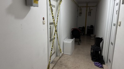 Hamile eşinin cesediyle aynı evde 10 gün kaldı