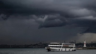 İstanbul için fırtına uyarısı: AKOM ve valilikten peş peşe açıklamalar