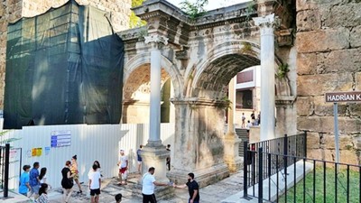 Kaleiçi UNESCO miras listesine girmeye hazırlanırken, sorunlar arttı