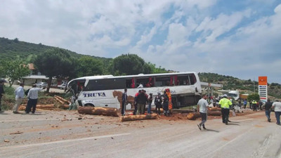 Çanakkale'de zincirleme kaza: 6 ölü, çok sayıda yaralı