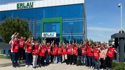 Erlau' da çalışan işçiler sendikalı oldu, Alman patron işten attı: "Türkiye'nin işçisi sizin köleniz değil"