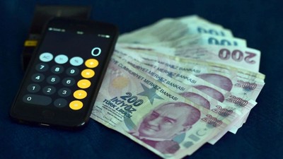 Enflasyon ve kur beklentisi arttı, büyüme tahmini düştü