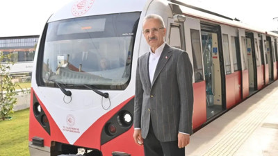 Bakan Uraloğlu duyurdu: 19 mayıs'ta raylı sistemler ücretsiz olacak
