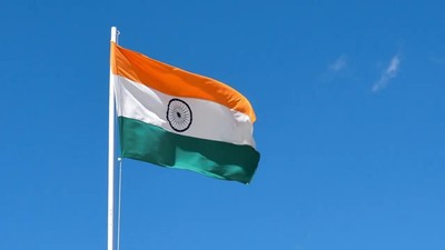 Hindistan'da yangın faciası: 8'i çocuk 17 kişi hayatını kaybetti