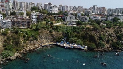 Antalya falezlerinde kaçak yapılaşma devam ediyor