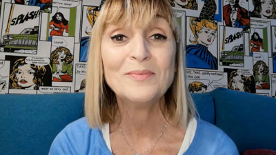 Televizyon ve tiyatro dünyasının ünlü ismi hayatını kaybetti