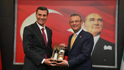 CHP lideri Özgür Özel’den Ferdi Zeyrek'e veda: “En iyimizi, en çalışkanımızı kaybettik”