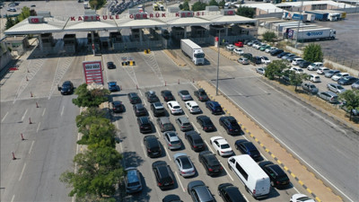 Trakya sınır kapılarında bayram mesaisi: Beş günde 228 bin yolcu geçti!