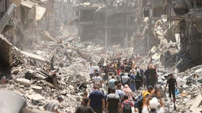 Gazze’de can kaybı 55 bini geçti: Siviller hedefte  yardım beklerken öldürüldüler