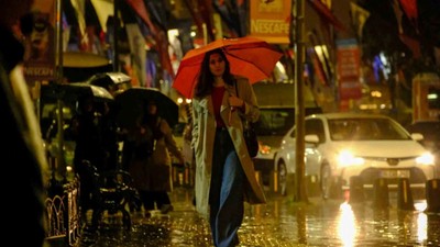 Meteoroloji uyardı: Beş gün boyunca bu illere  kuvvetli sağanak geliyor