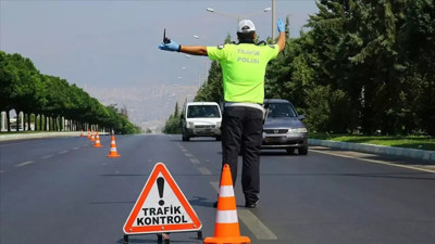 Trafikte büyük denetim dalgası: 1 haftada 403 bin sürücüye ceza kesildi