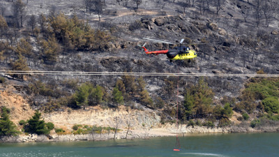 Akhisar’da orman yangını: Manisa’da alevlerle mücadele sürüyor