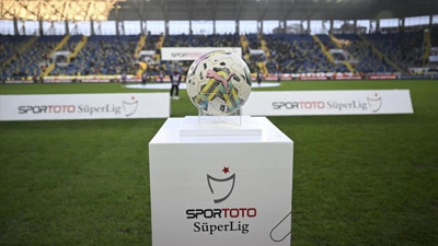 Süper Lig'de transfer fırtınası: İşte en sıcak transfer gelişmeleri...