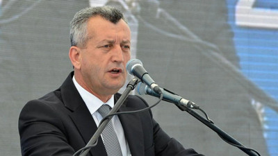 Eski başkan denizde kalp krizi geçirdi